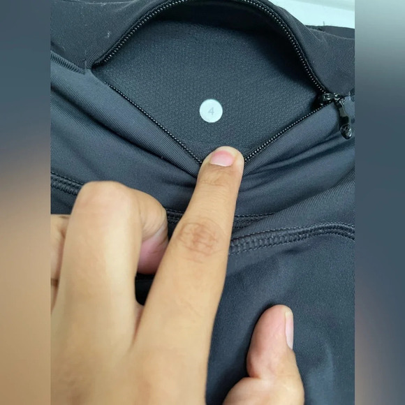 Lululemon Run Smoothly Legging - Picture 6 of 7